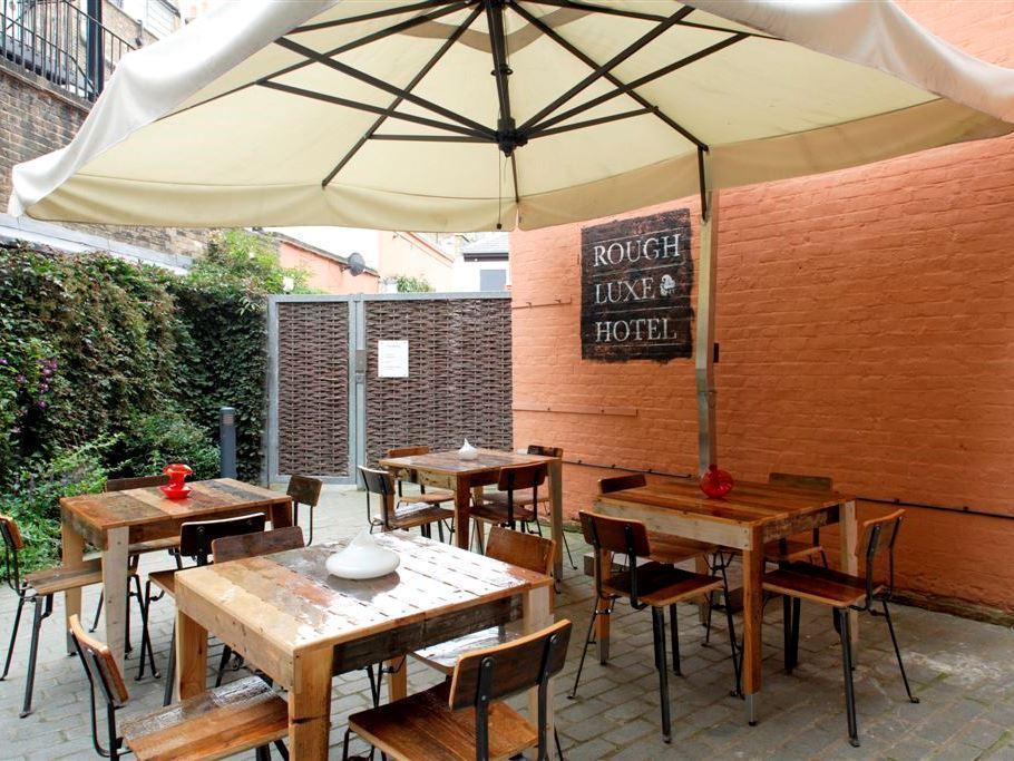 Mike'S Guesthouse Лондон Экстерьер фото